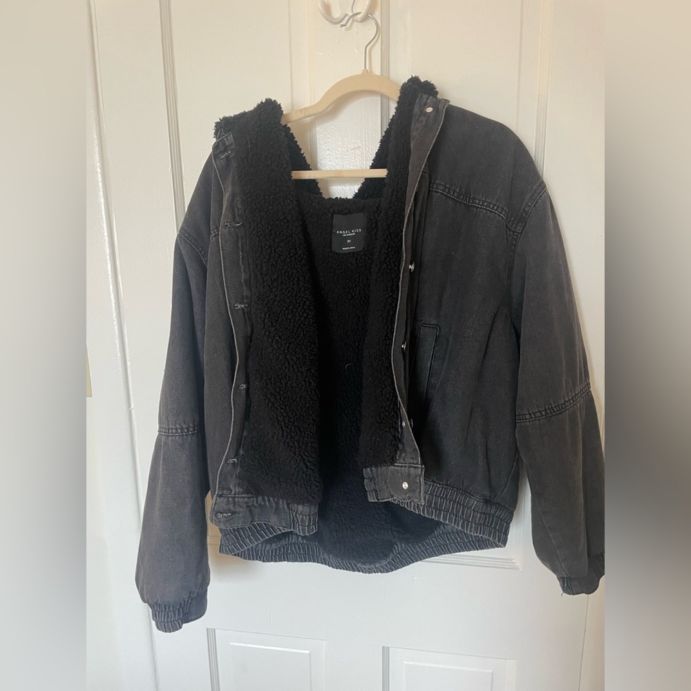 Angel Kiss Los Angeles jean jacket with comfy inside!